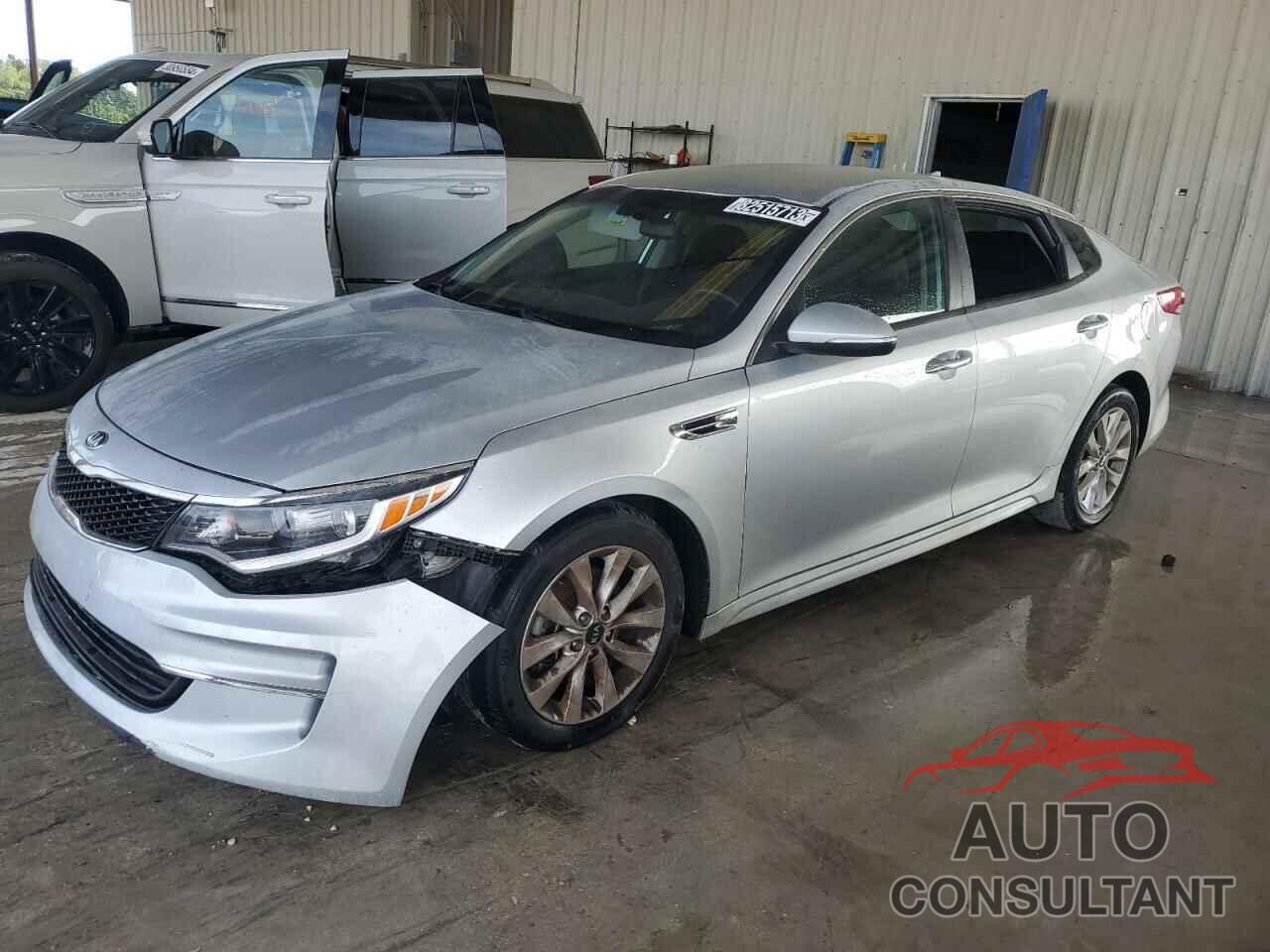 KIA OPTIMA 2018 - 5XXGT4L37JG265615