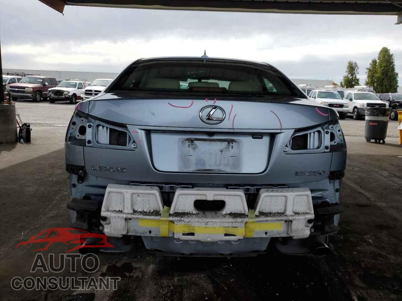 LEXUS IS 2009 - JTHBK262095097559