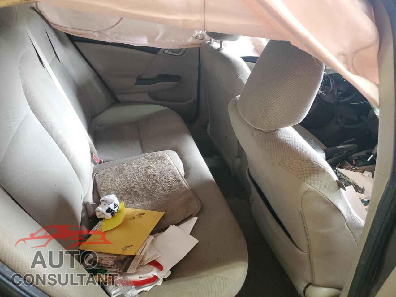 HONDA CIVIC 2012 - 2HGFB2F51CH527775