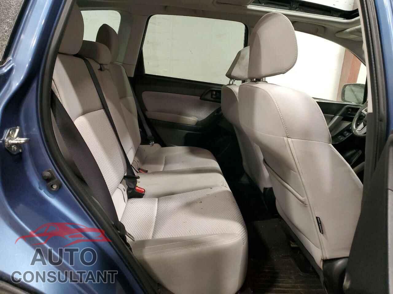 SUBARU FORESTER 2017 - JF2SJAEC0HH446095