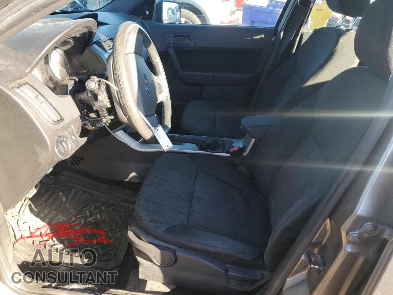 FORD FOCUS 2010 - 1FAHP3FN8AW285229