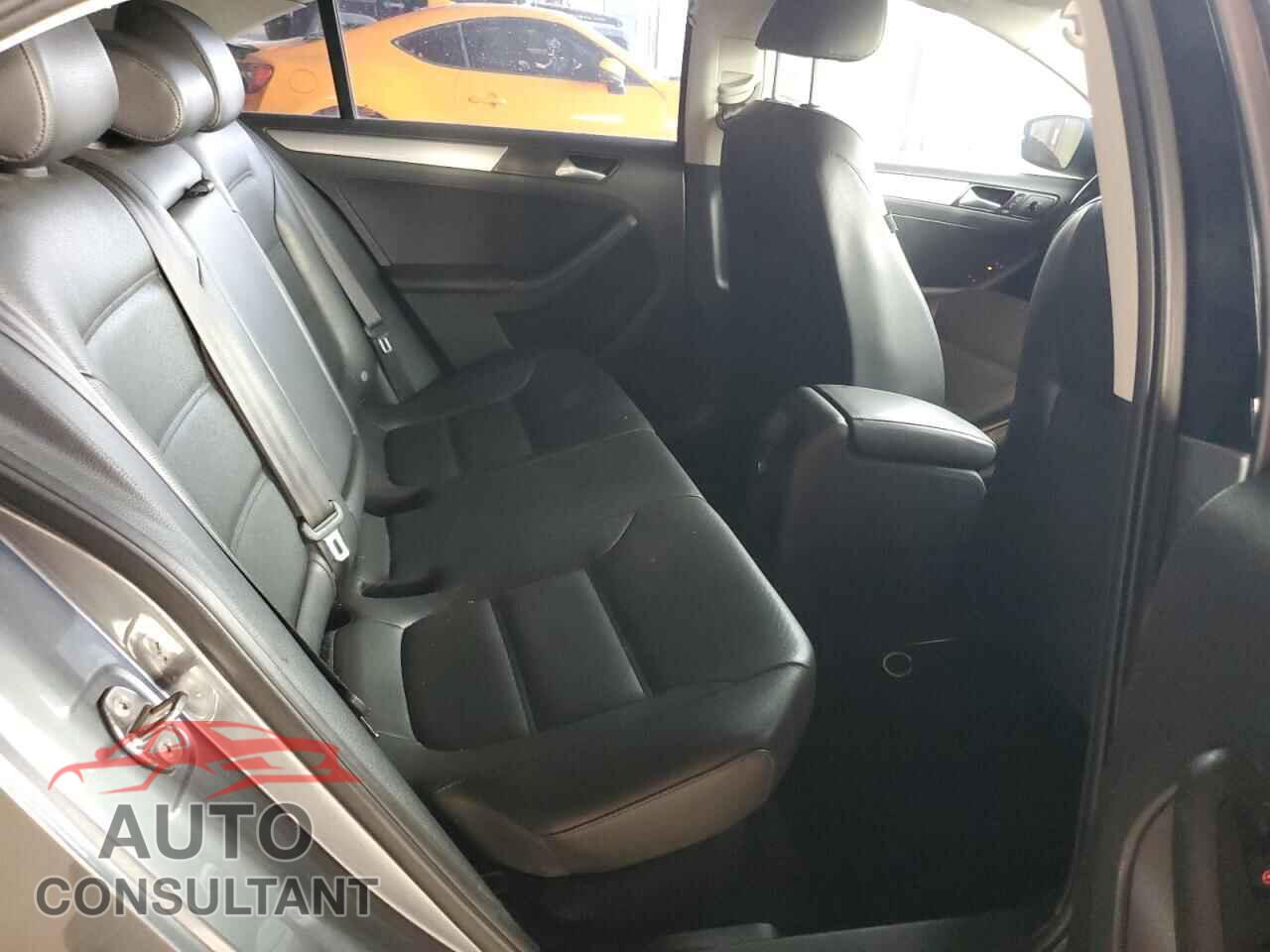 VOLKSWAGEN JETTA 2017 - 3VWDB7AJ5HM272271