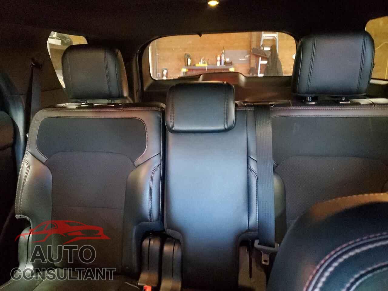 FORD EXPLORER 2018 - 1FM5K8D83JGA75150