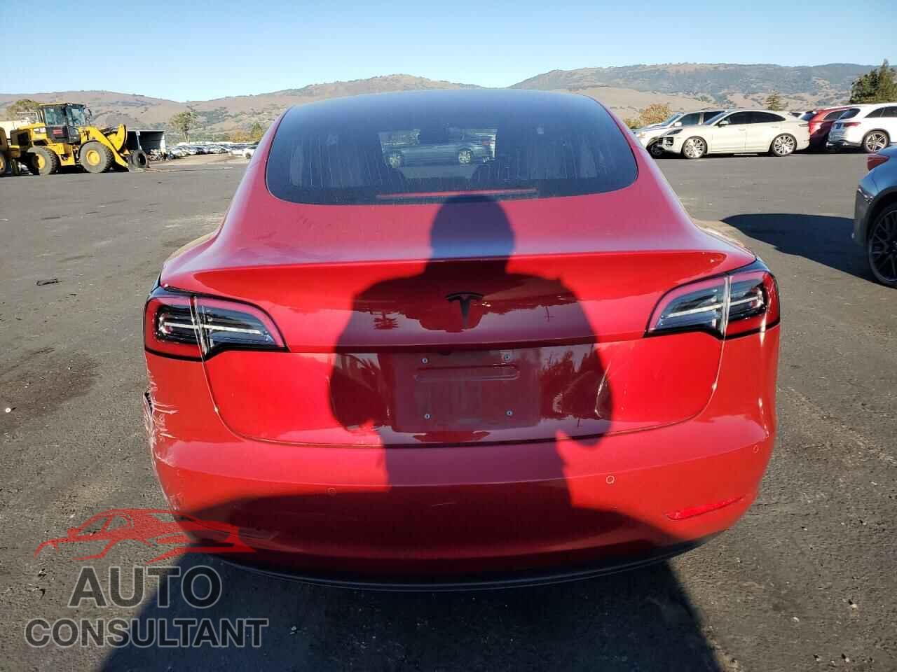 TESLA MODEL 3 2018 - 5YJ3E1EA8JF034907