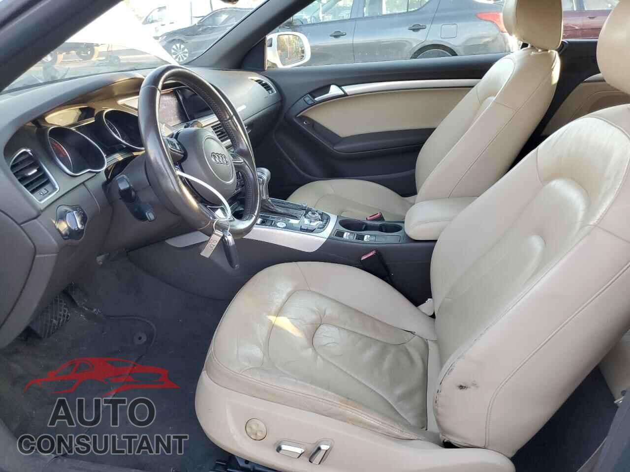 AUDI A5 2013 - WAULFAFH8DN000512
