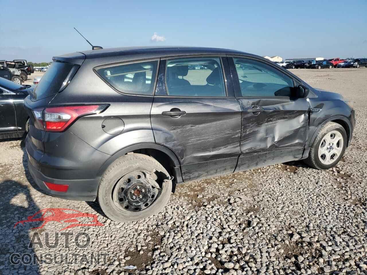 FORD ESCAPE 2018 - 1FMCU0F75JUA30395
