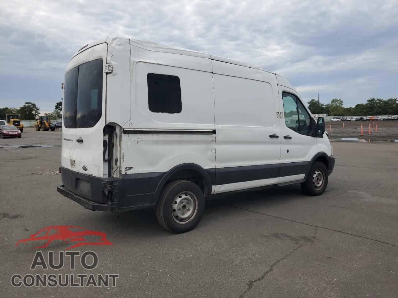 FORD TRANSIT 2015 - 1FTYR1CM3FKA64964