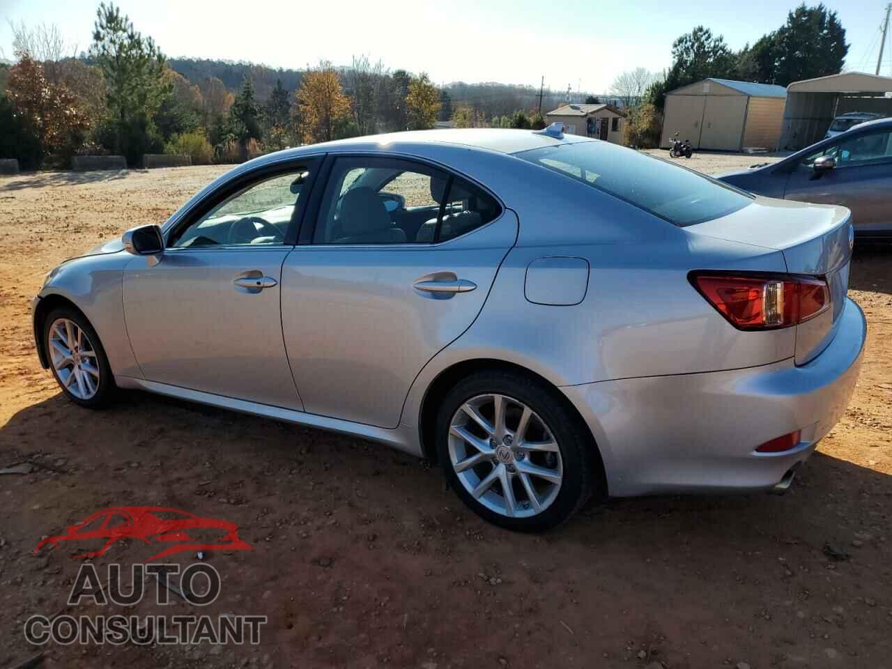 LEXUS IS 2011 - JTHCF5C22B5052420
