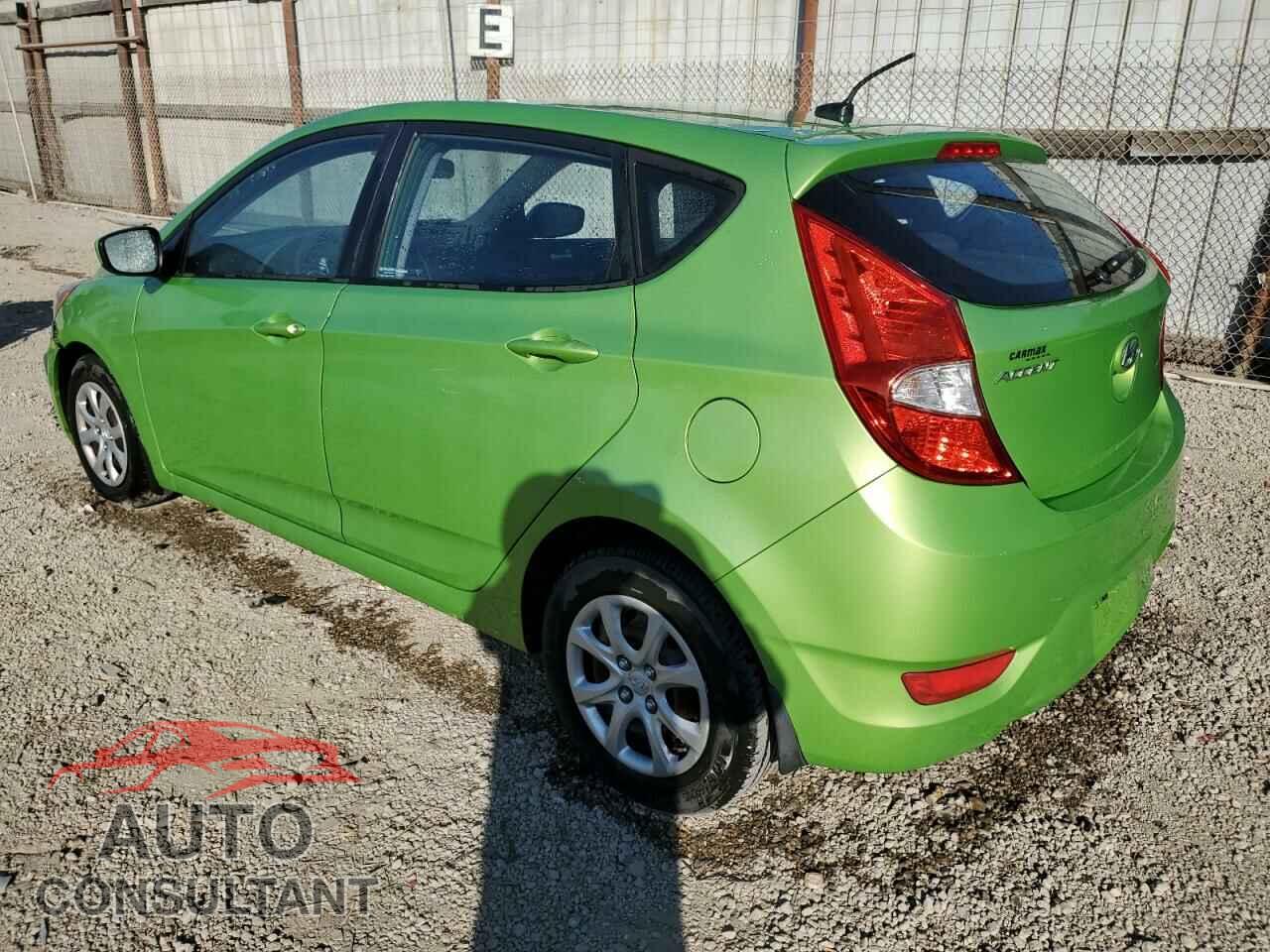 HYUNDAI ACCENT 2013 - KMHCT5AEXDU138375