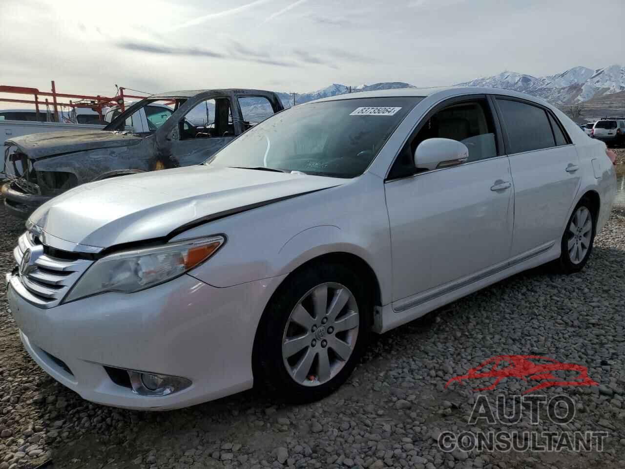 TOYOTA AVALON 2011 - 4T1BK3DB1BU386600