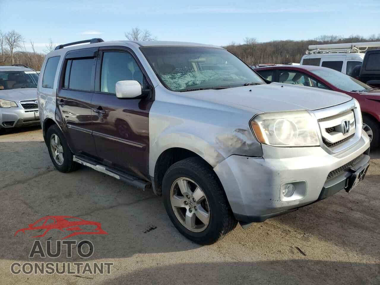 HONDA PILOT 2011 - 5FNYF4H47BB013283
