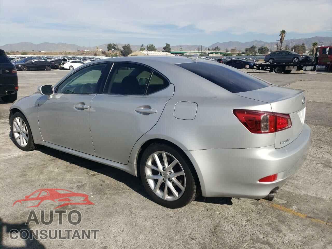 LEXUS IS 2011 - JTHBF5C2XB2101747