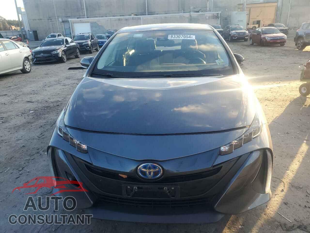 TOYOTA PRIUS 2018 - JTDKARFP9J3097925