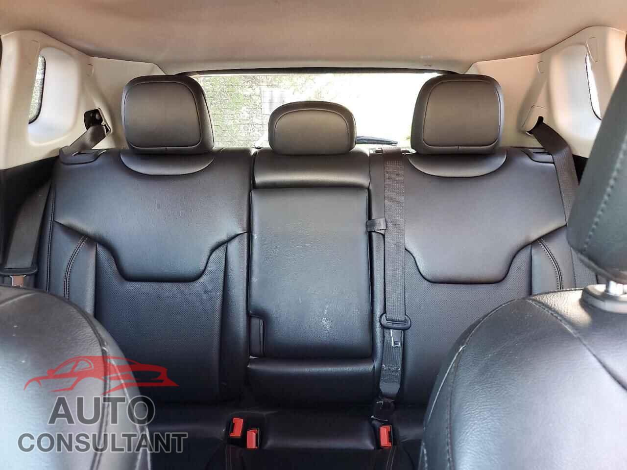 JEEP COMPASS 2020 - 3C4NJDCB5LT161054