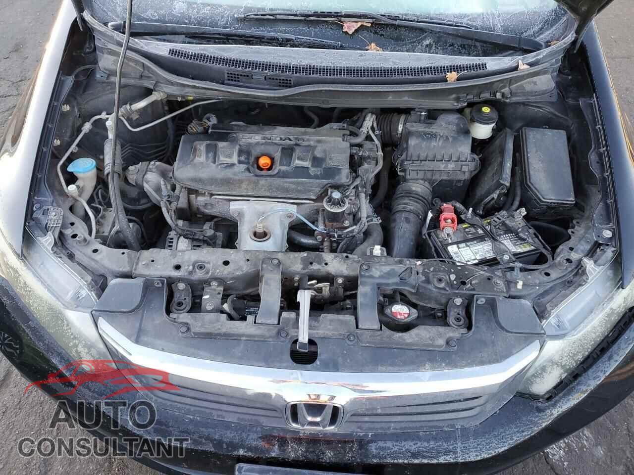 HONDA CIVIC 2012 - 2HGFB2F51CH328080