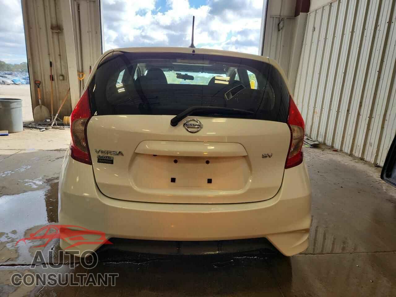 NISSAN VERSA 2017 - 3N1CE2CP5HL377427
