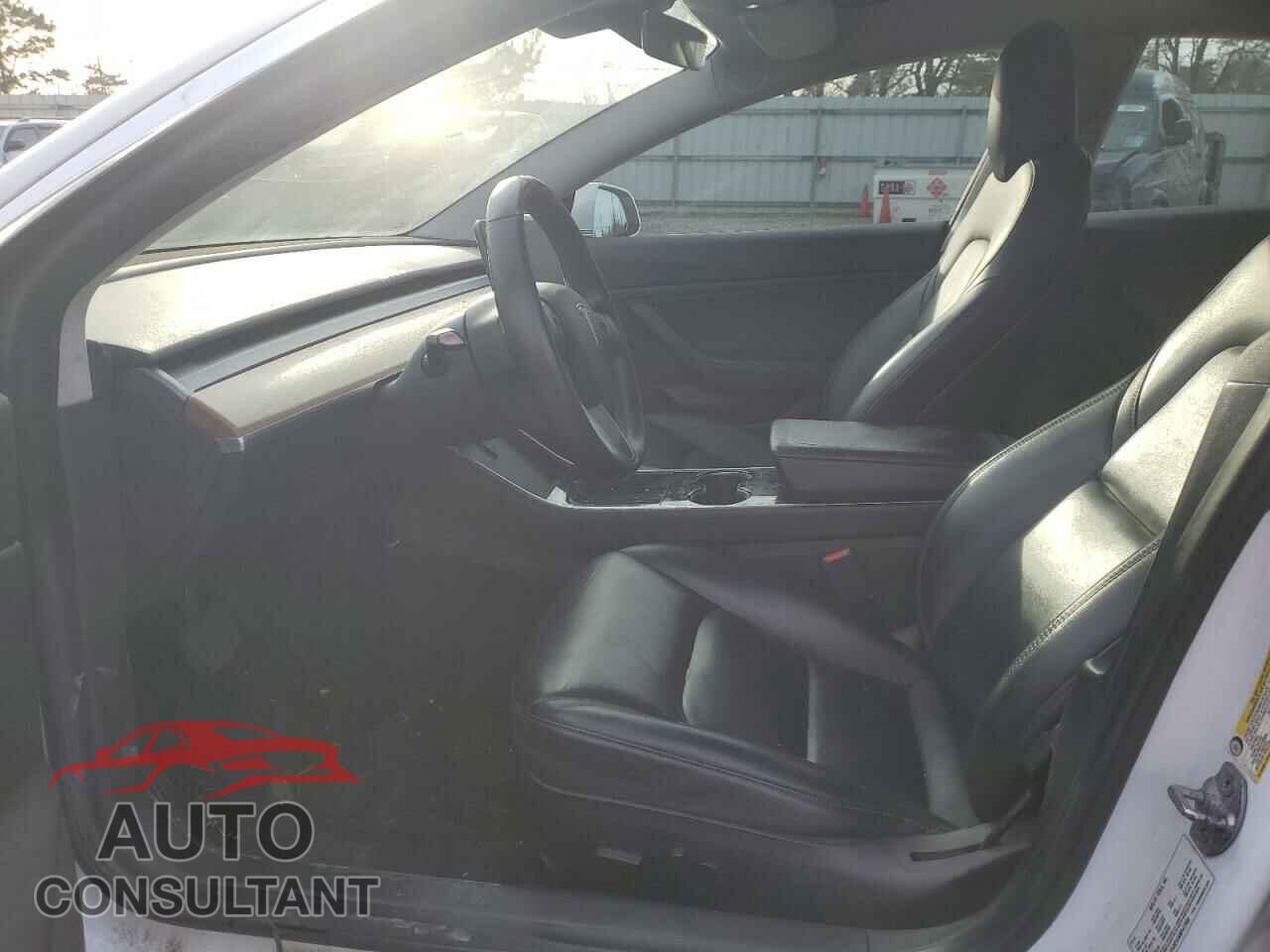 TESLA MODEL 3 2019 - 5YJ3E1EA0KF417595