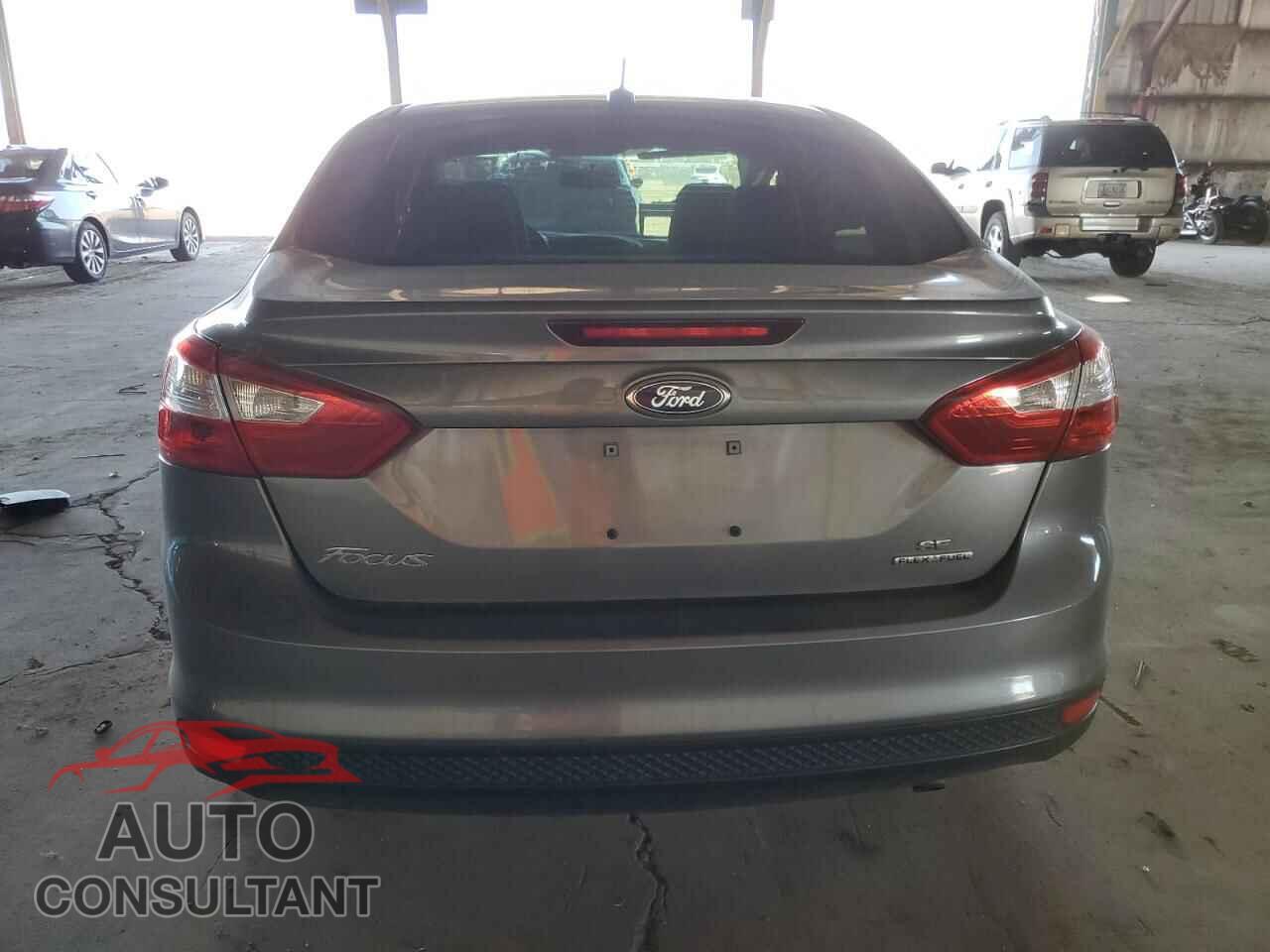 FORD FOCUS 2014 - 1FADP3F23EL432598