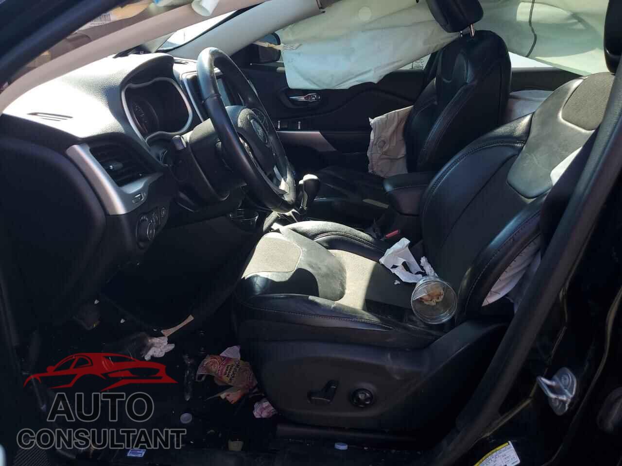 JEEP GRAND CHER 2018 - 1C4PJLLB3JD605957