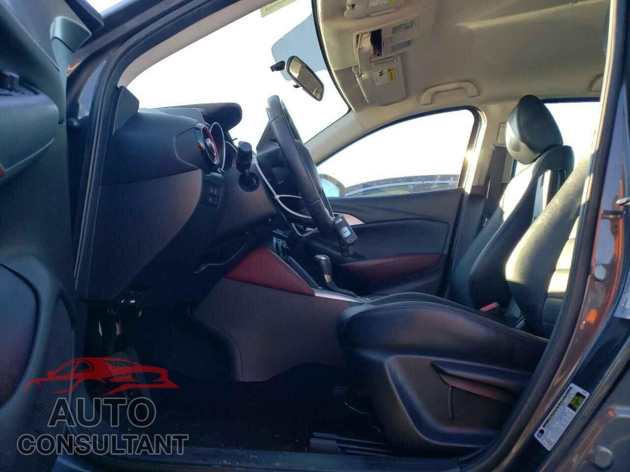 MAZDA CX-3 2017 - JM1DKFC76H0145708
