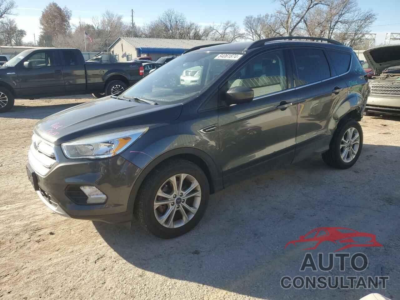 FORD ESCAPE 2018 - 1FMCU0GD3JUD23748