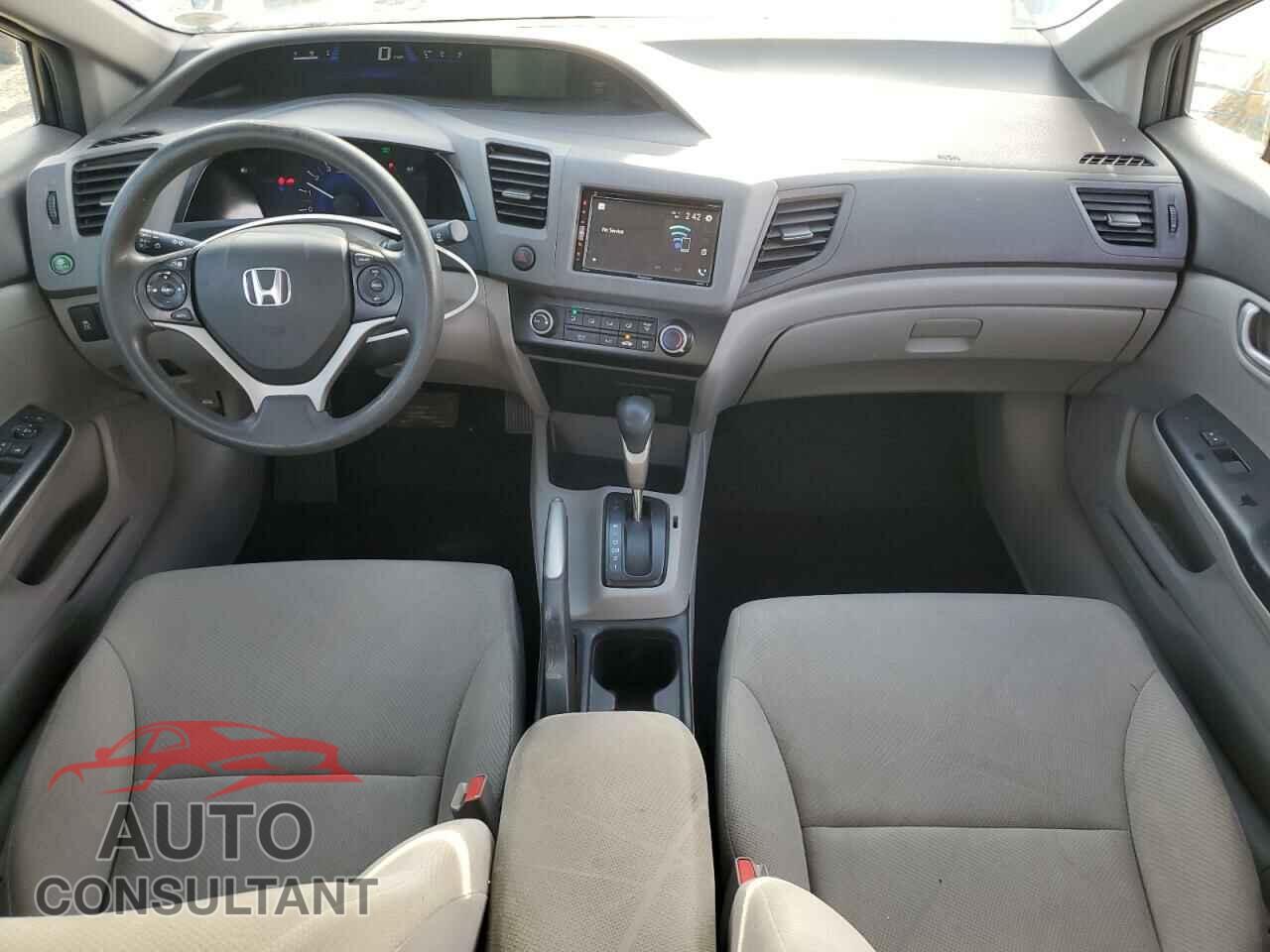 HONDA CIVIC 2012 - 2HGFB2F58CH611690