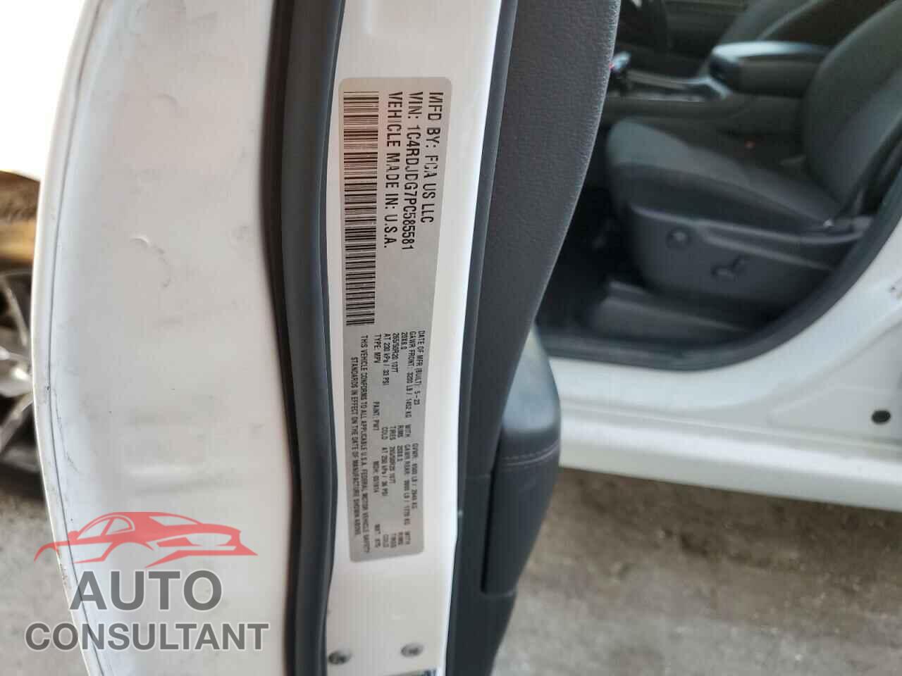 DODGE DURANGO 2023 - 1C4RDJDG7PC585581