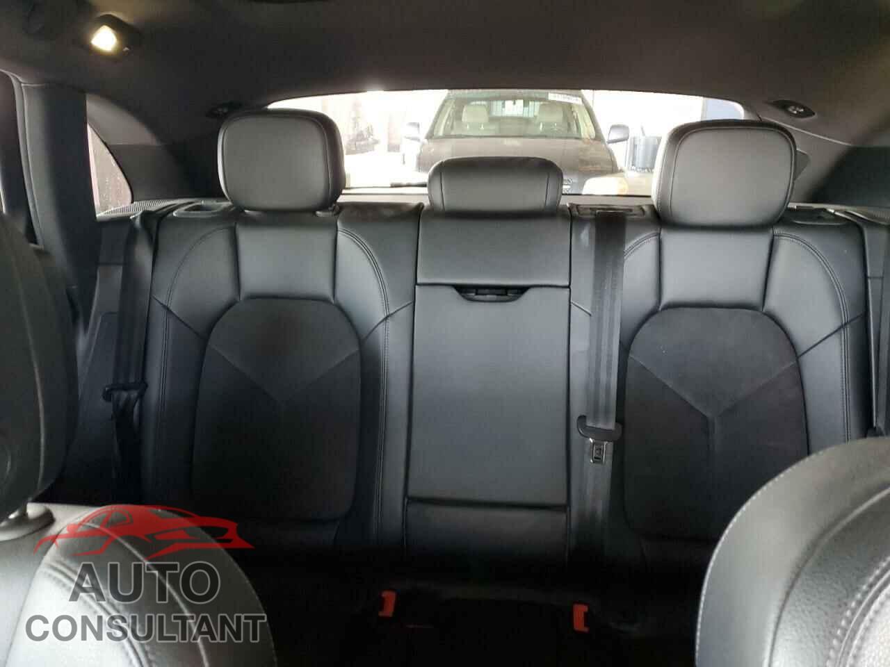 PORSCHE MACAN 2018 - WP1AA2A58JLB25558
