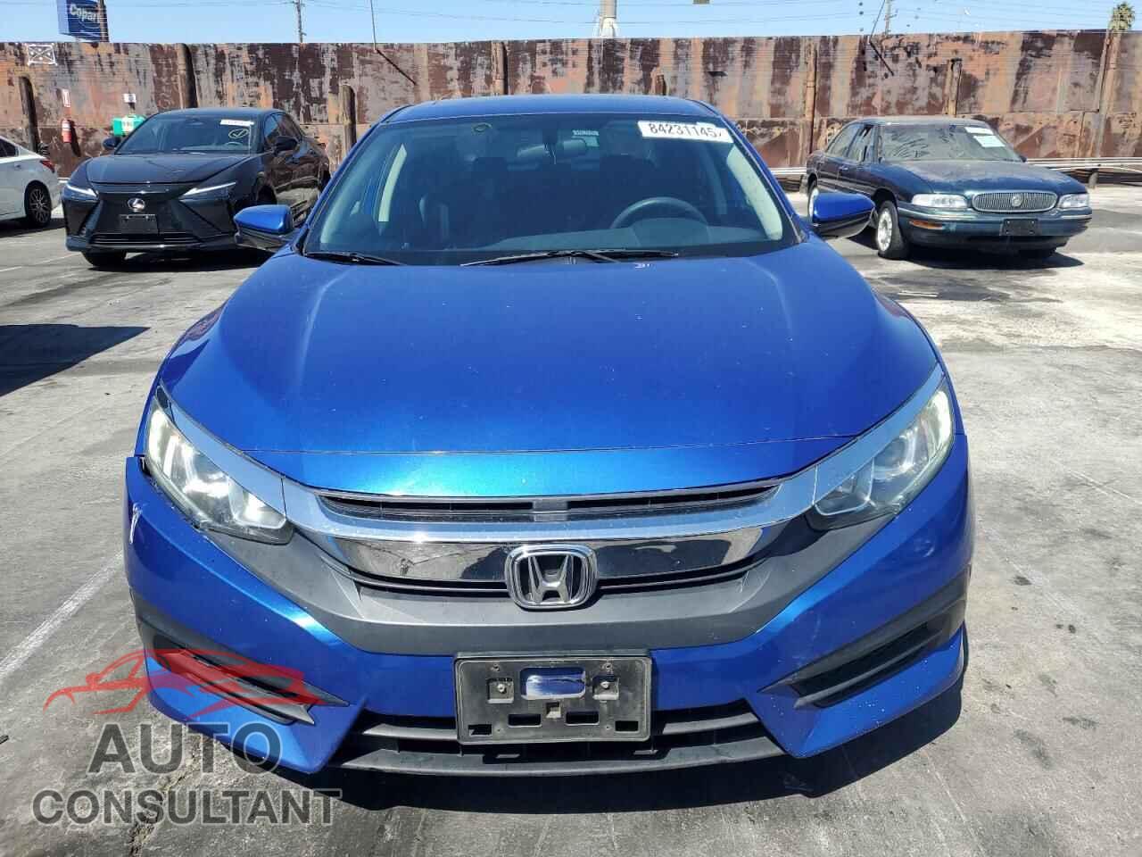 HONDA CIVIC 2018 - 2HGFC2F77JH535407