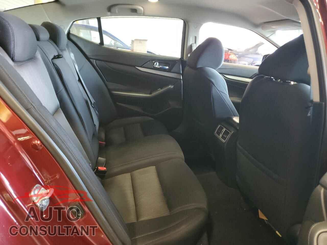 NISSAN MAXIMA 2016 - 1N4AA6AP4GC446084