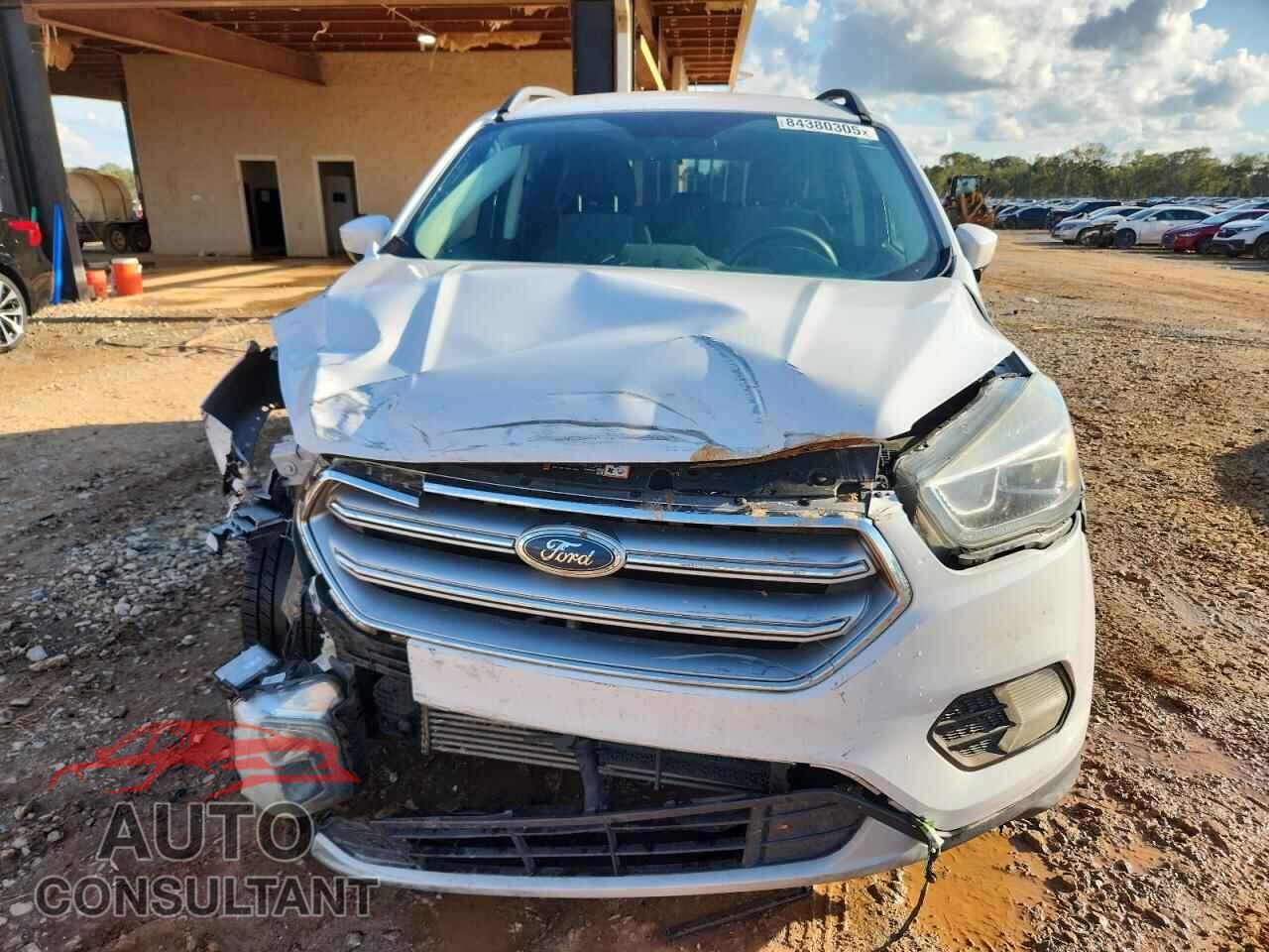FORD ESCAPE 2017 - 1FMCU0G98HUC53959