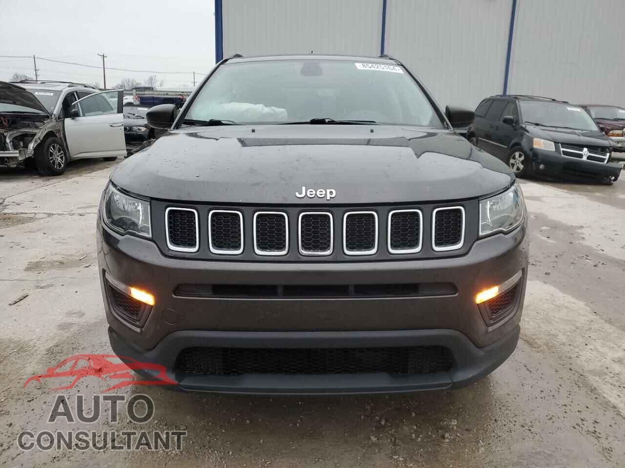 JEEP COMPASS 2018 - 3C4NJDAB3JT213281