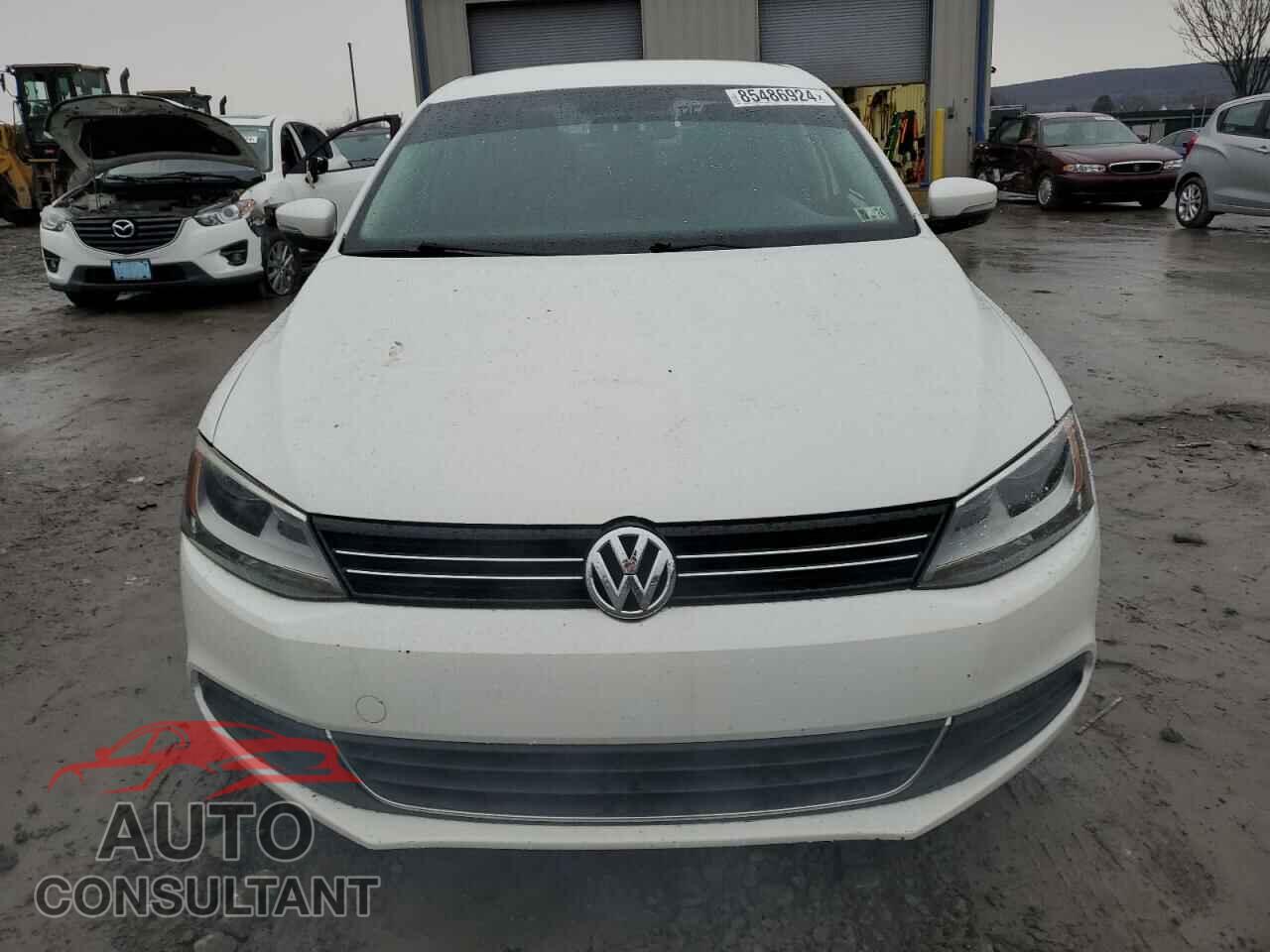 VOLKSWAGEN JETTA 2013 - 3VWLL7AJ9DM389483