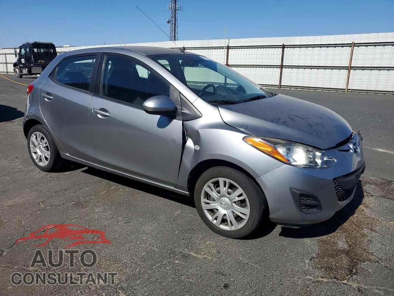 MAZDA 2 2014 - JM1DE1KZ7E0172974