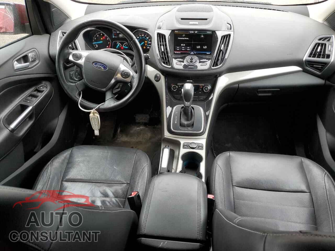 FORD ESCAPE 2013 - 1FMCU9H93DUA05230