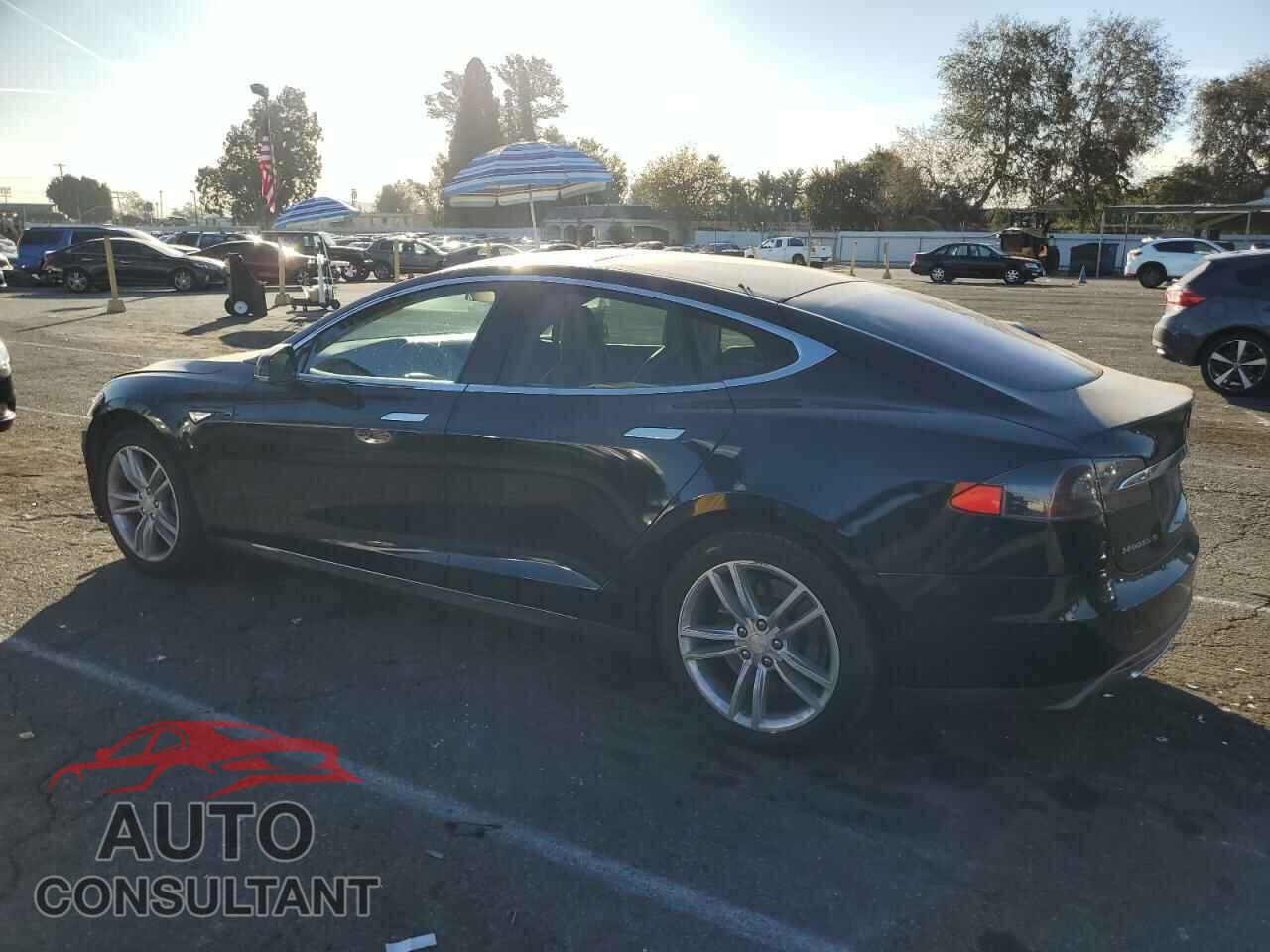TESLA MODEL S 2013 - 5YJSA1CN5DFP05239