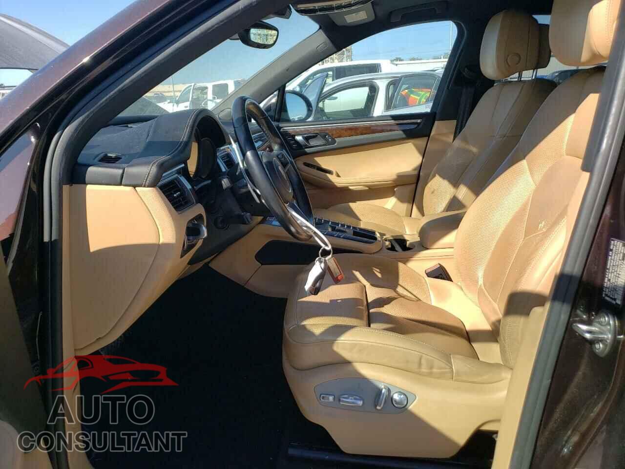 PORSCHE MACAN 2018 - WP1AB2A56JLB37477