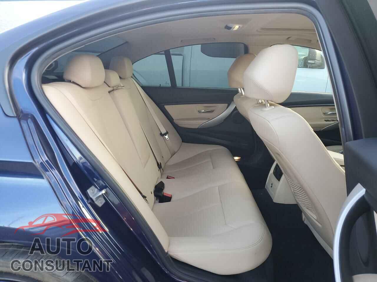 BMW 3 SERIES 2018 - WBA8A3C55JA495345