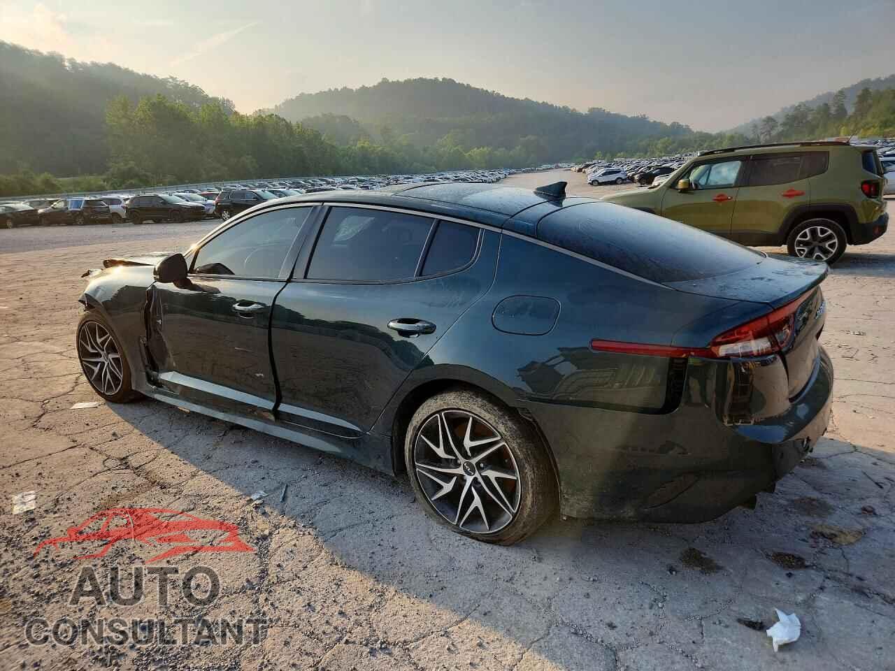 KIA STINGER 2022 - KNAE35LD2N6115287