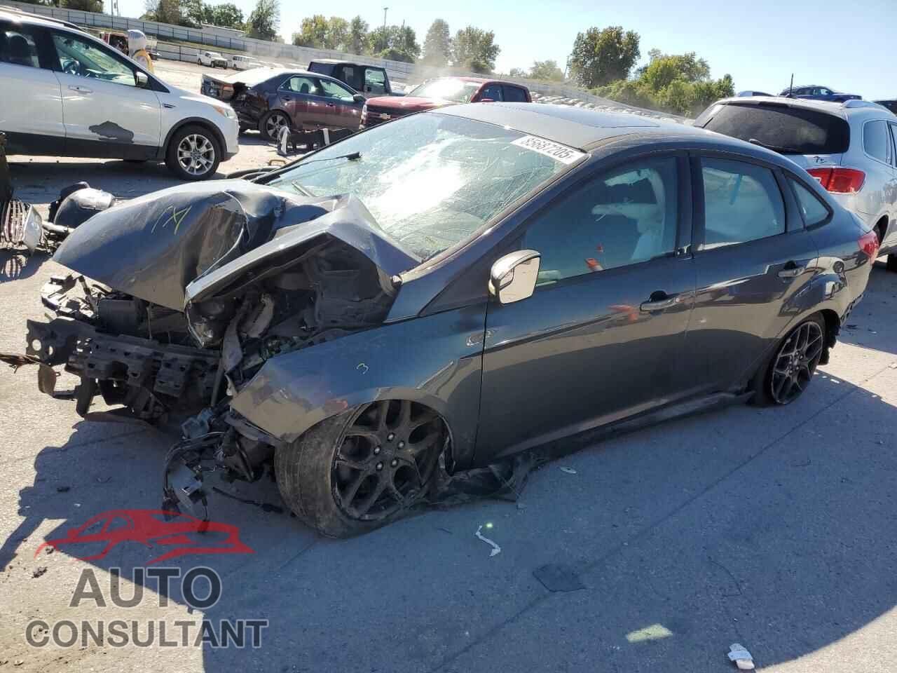 FORD FOCUS 2016 - 1FADP3FE7GL304524
