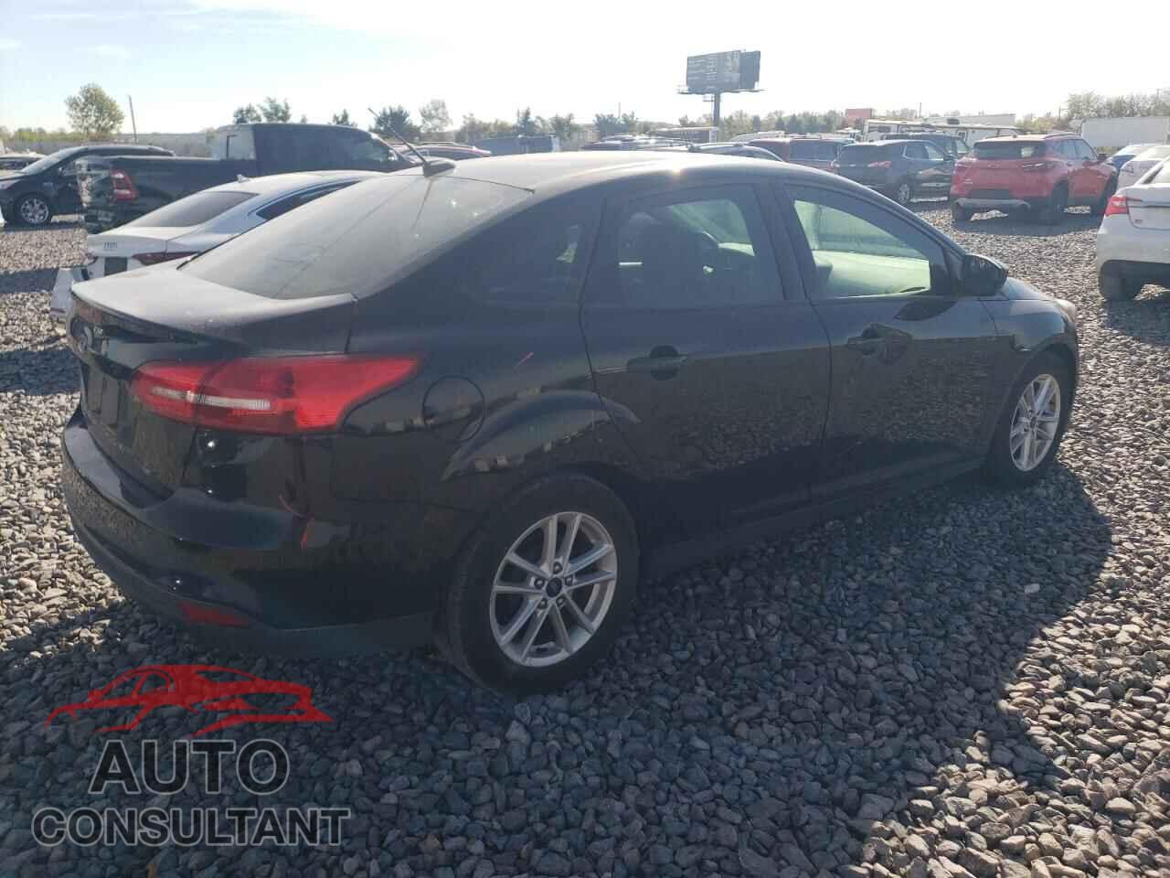 FORD FOCUS 2018 - 1FADP3F23JL310446