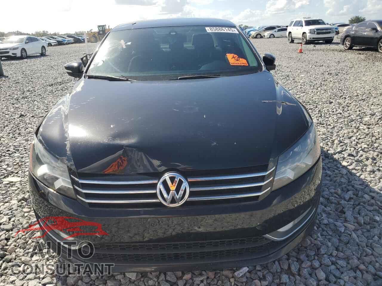 VOLKSWAGEN PASSAT 2015 - 1VWAT7A34FC114729