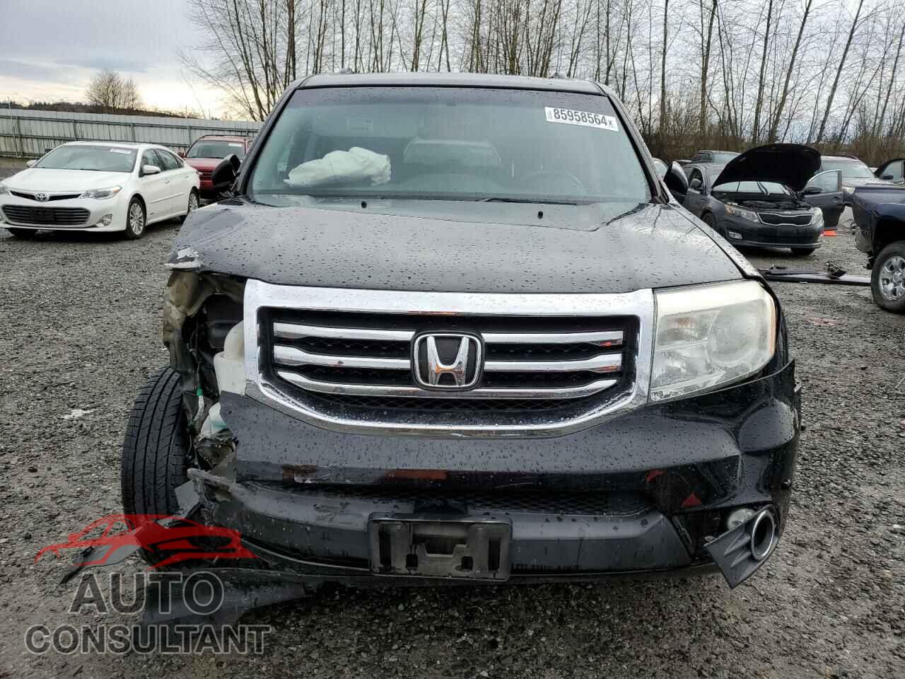 HONDA PILOT 2013 - 5FNYF4H96DB084599