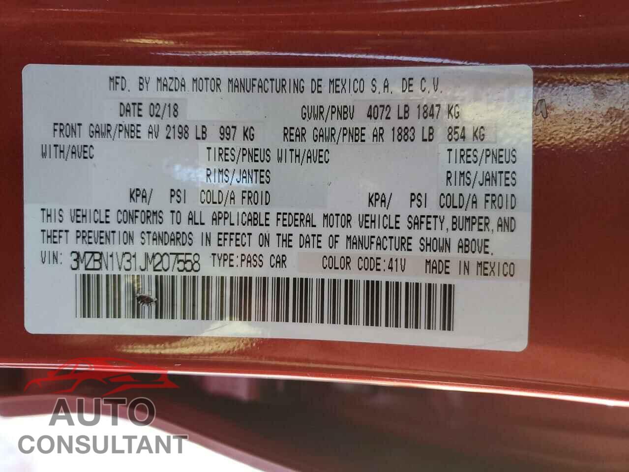 MAZDA 3 2018 - 3MZBN1V31JM207558