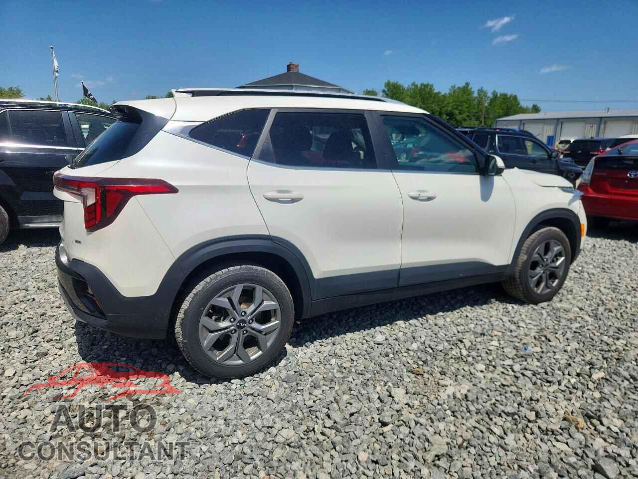 KIA SELTOS 2024 - KNDEUCAA1R7496871