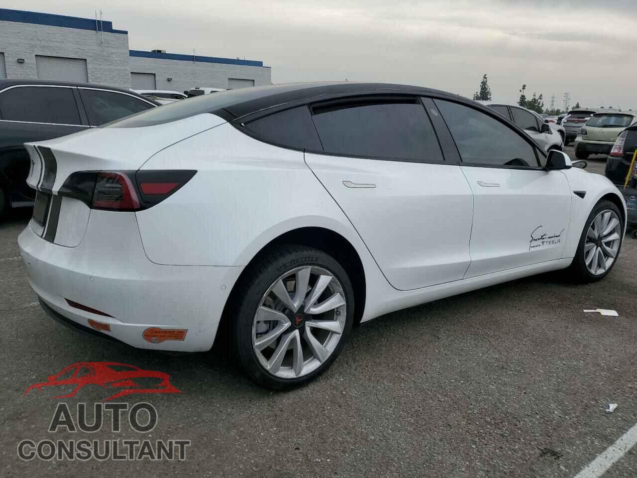 TESLA MODEL 3 2020 - 5YJ3E1EAXLF599405