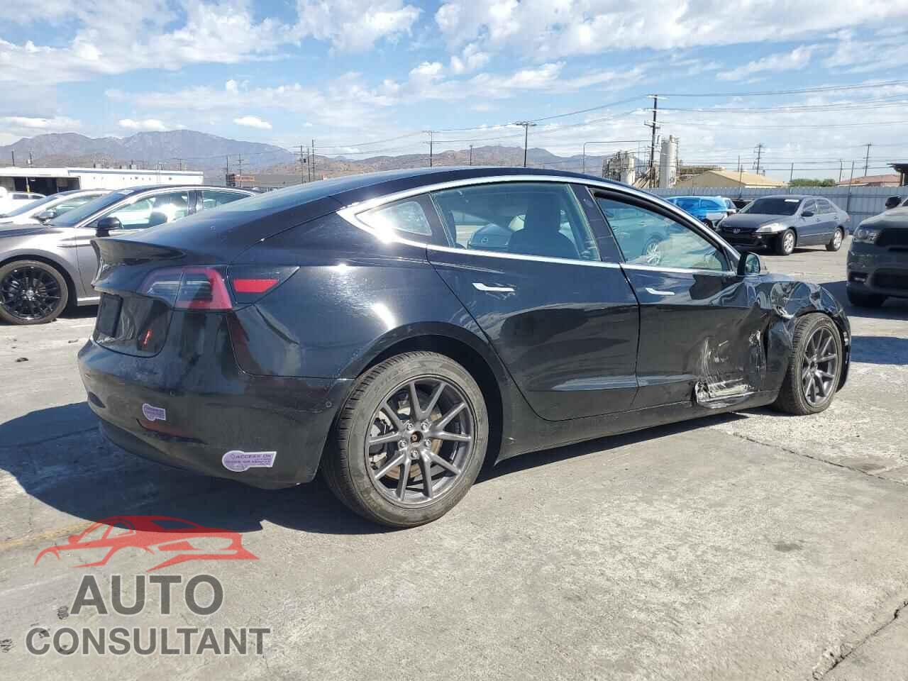 TESLA MODEL 3 2018 - 5YJ3E1EAXJF173050