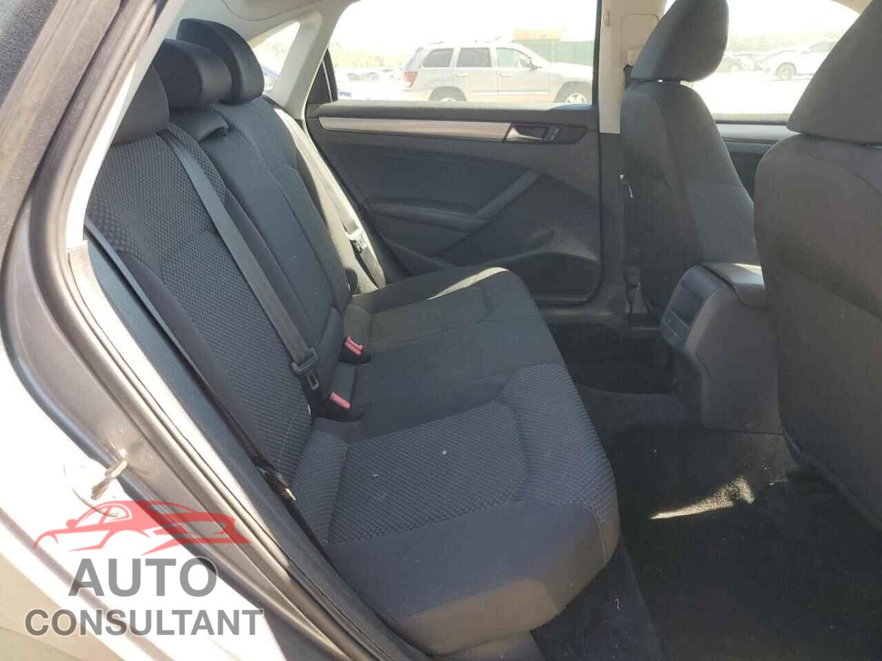 VOLKSWAGEN PASSAT 2013 - 1VWAP7A34DC012879