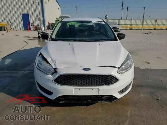 FORD FOCUS 2018 - 1FADP3E22JL270121