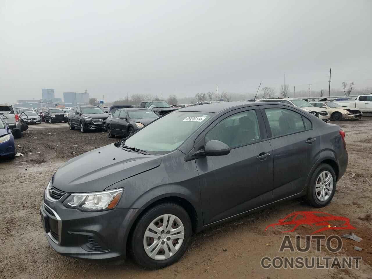 CHEVROLET SONIC 2018 - 1G1JB5SH6J4100766